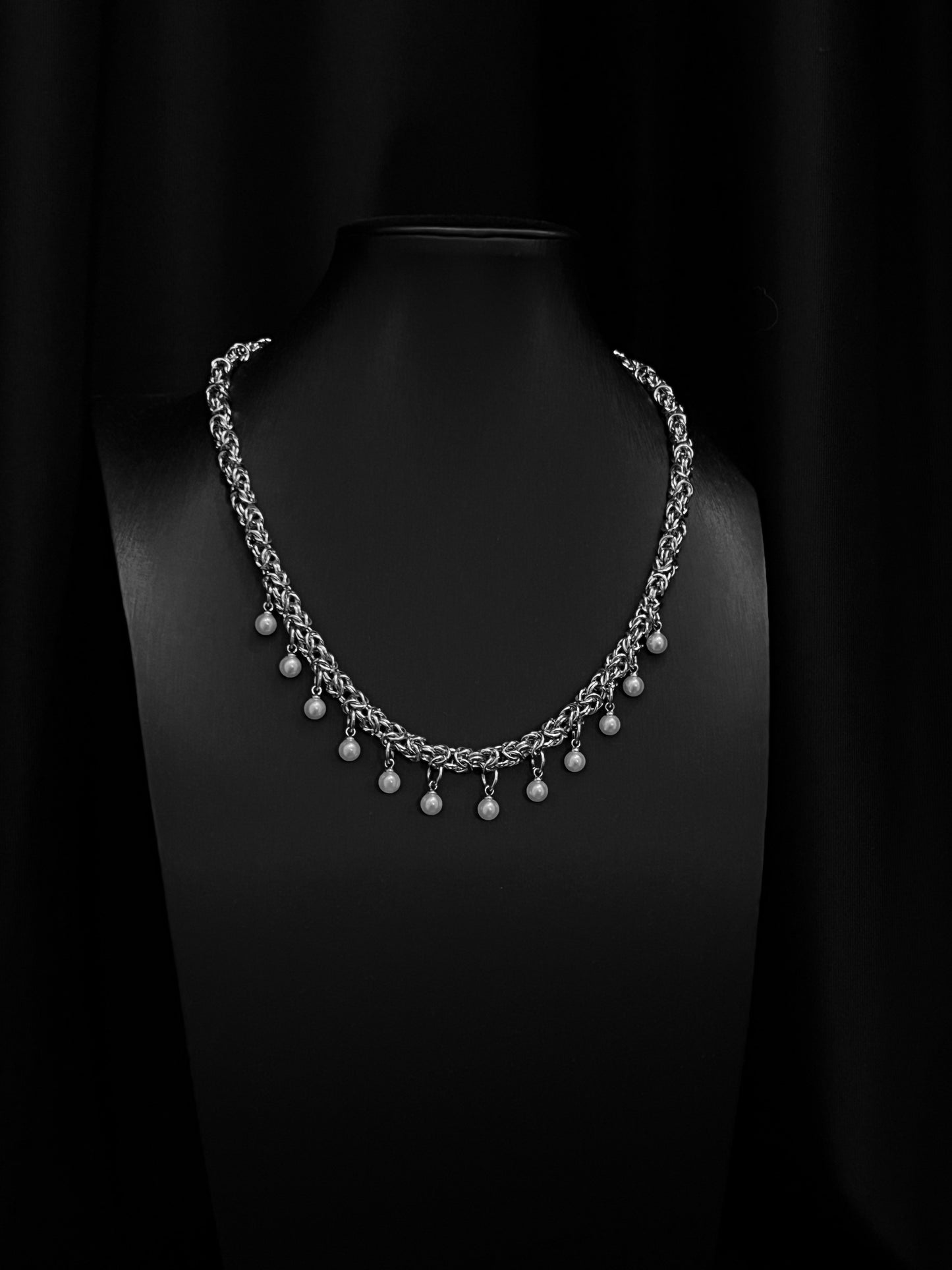 Pearl Twisted Necklace