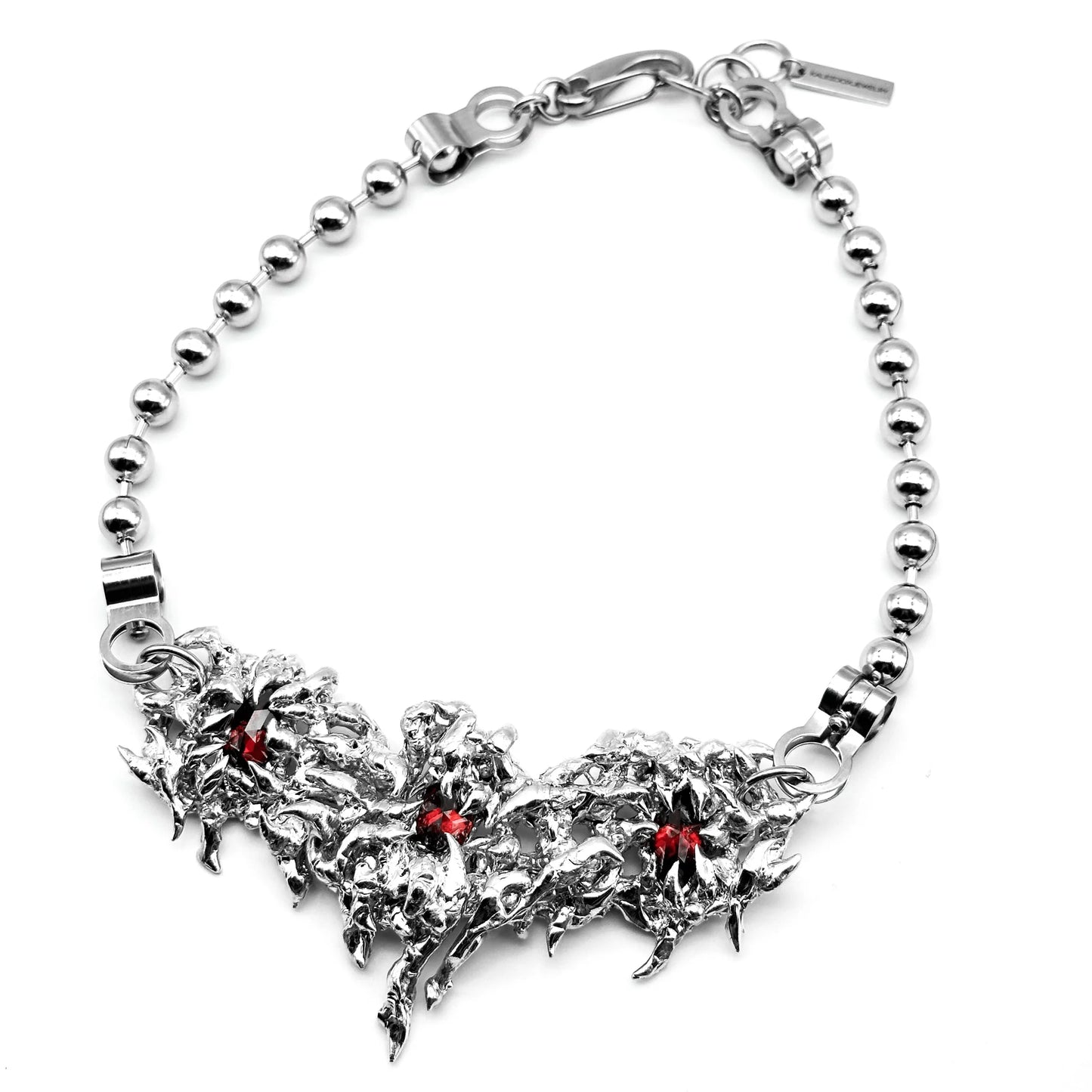 Soldered 3 red gems thorns necklace